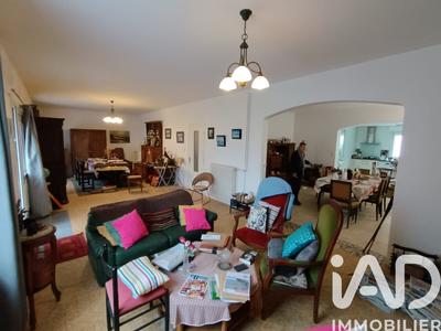 Maison - 185 m² - 8 pièces