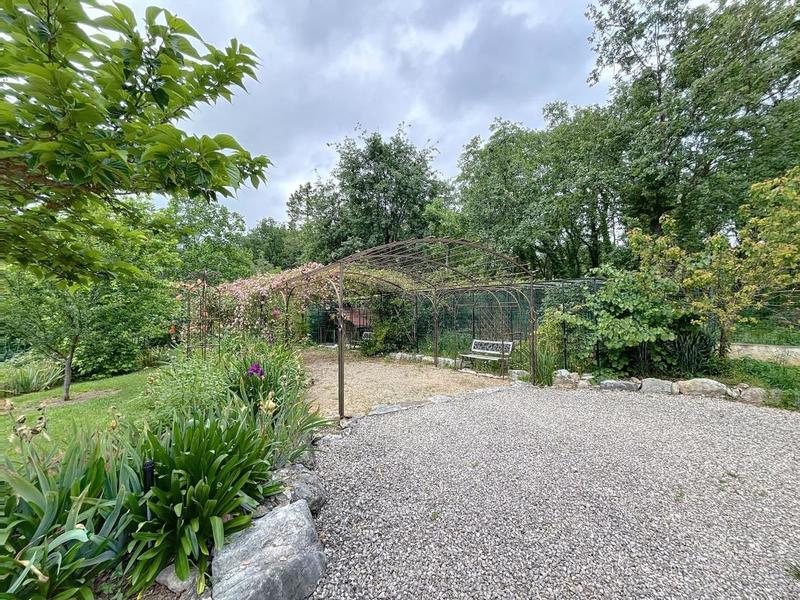 Villa - 469 m² - 9 pièces