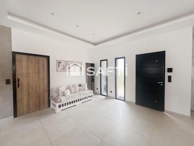 Maison - 226 m² - 6 pièces