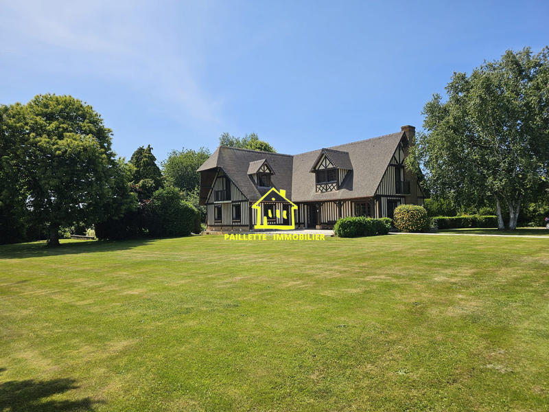 Maison - 261 m² - 7 pièces