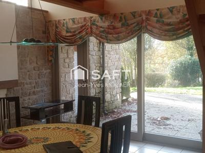 Maison - 123 m² - 7 pièces