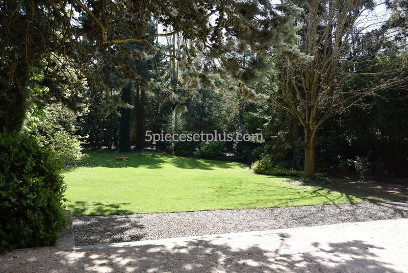 Hôtel particulier - 600 m² - 10 pièces