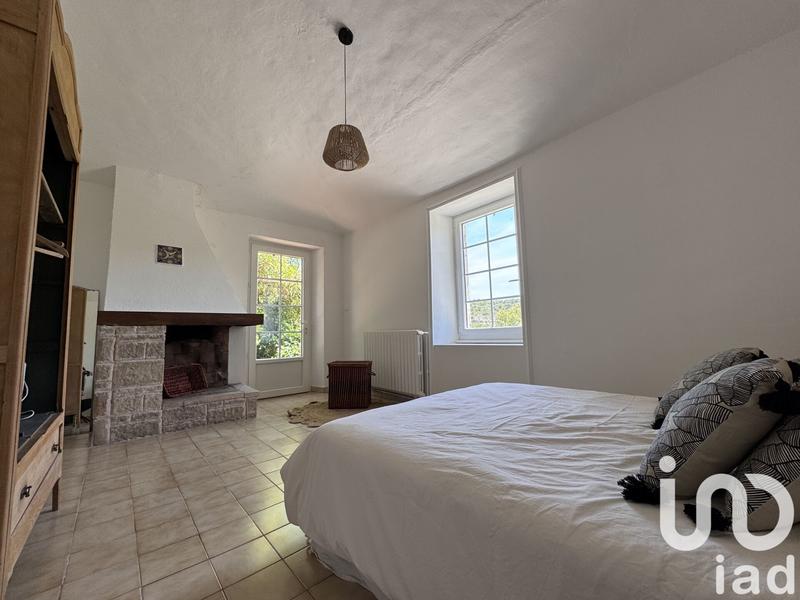 Maison - 215 m² - 7 pièces