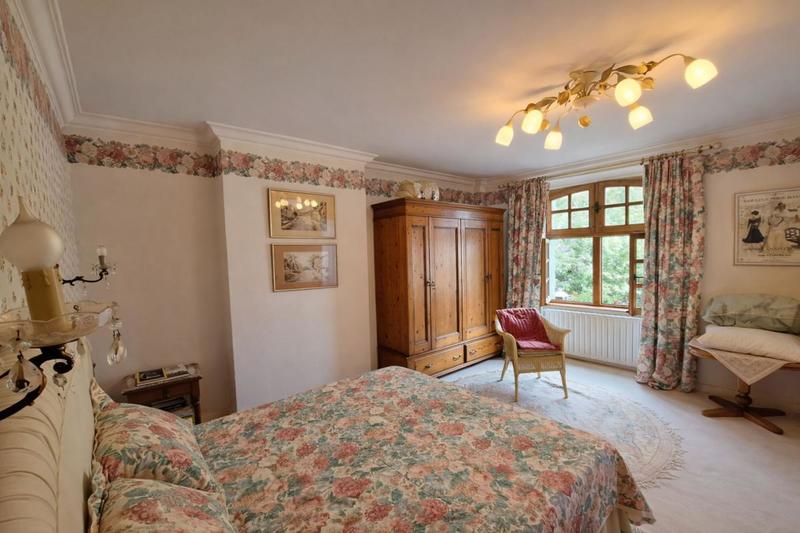 Maison - 192 m² - 5 pièces