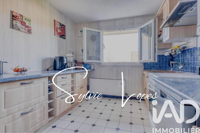 Maison - 139 m² - 7 pièces