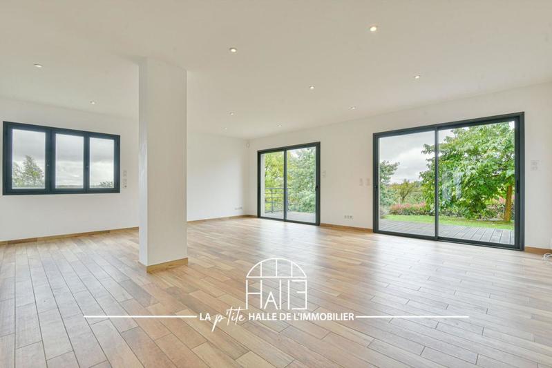 Pavillon - 143 m² - 6 pièces