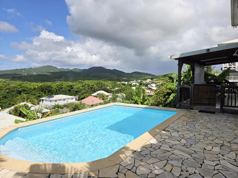 Villa - 149 m² - 6 pièces