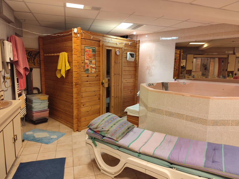 Maison - 232 m² - 10 pièces