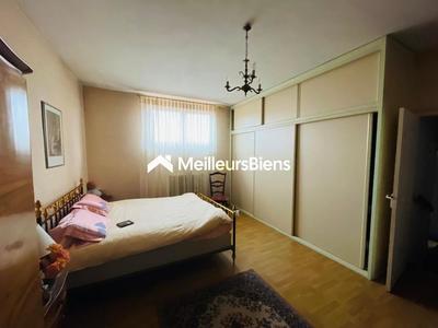 Maison - 147 m² - 6 pièces