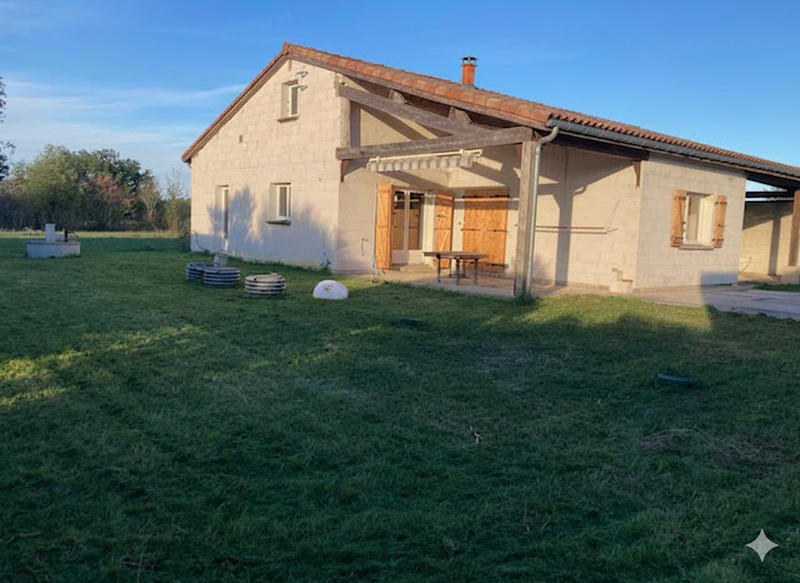 Maison - 231 m² - 7 pièces