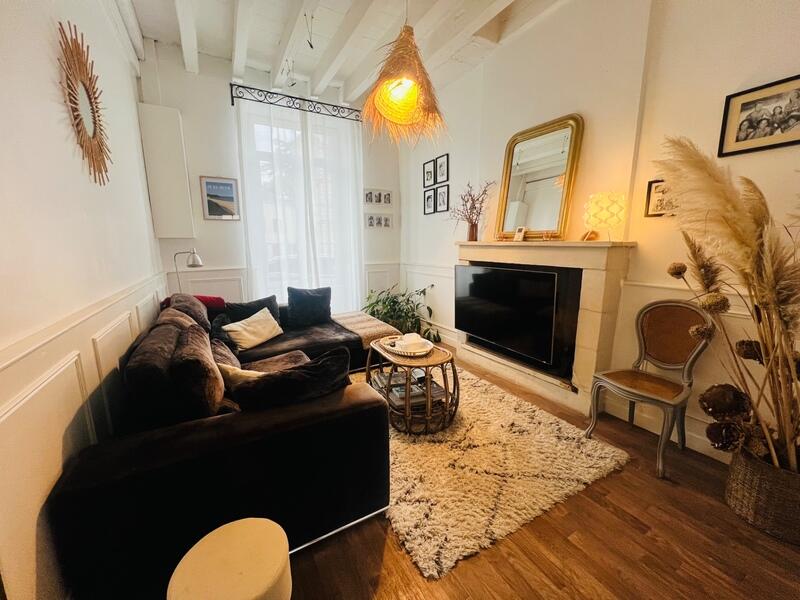 Propriété - 570 m² - 14 pièces