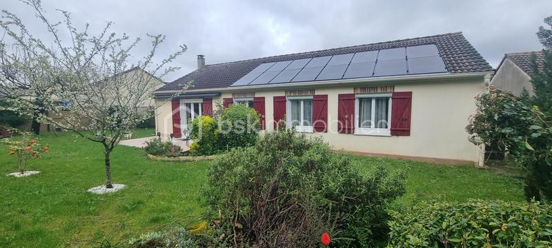 Maison - 107 m² - 6 pièces