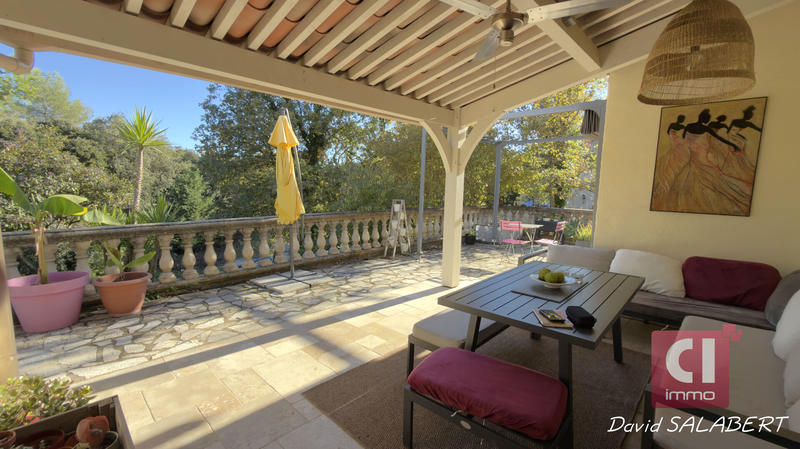 Maison - 162 m² - 6 pièces