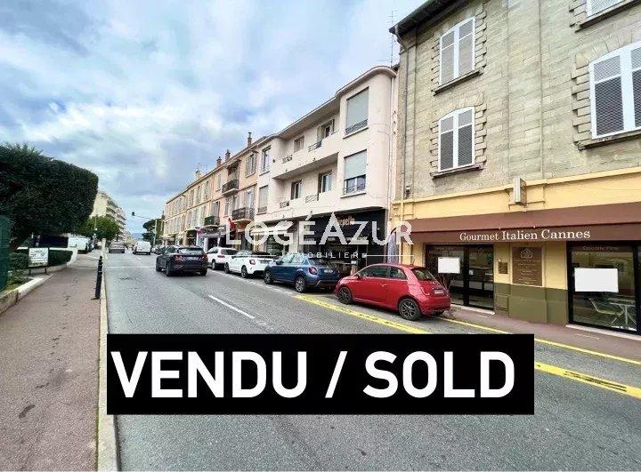 Fonds de commerce - 76 m²