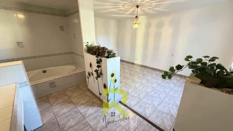 Villa - 350 m² - 14 pièces