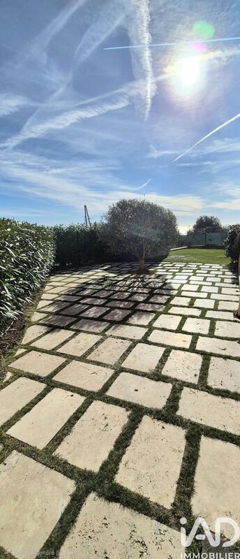 Appartement - 80 m² - 4 pièces