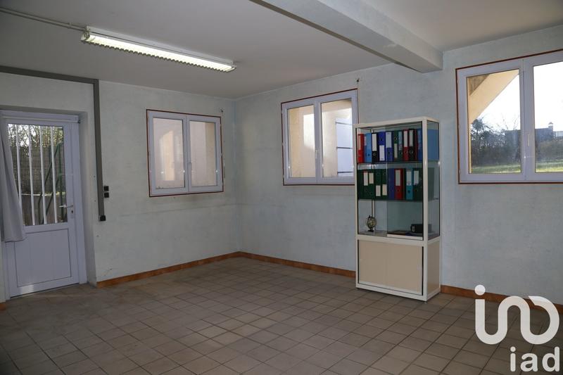 Maison - 250 m² - 4 pièces