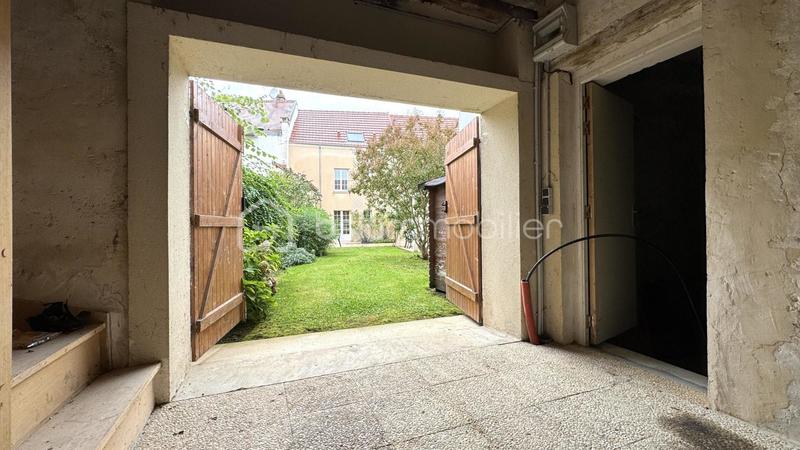 Maison de ville - 210 m² - 7 pièces