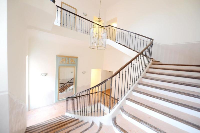 Loft - 72 m² - 2 pièces