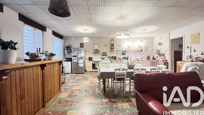 Maison de village - 318 m² - 7 pièces