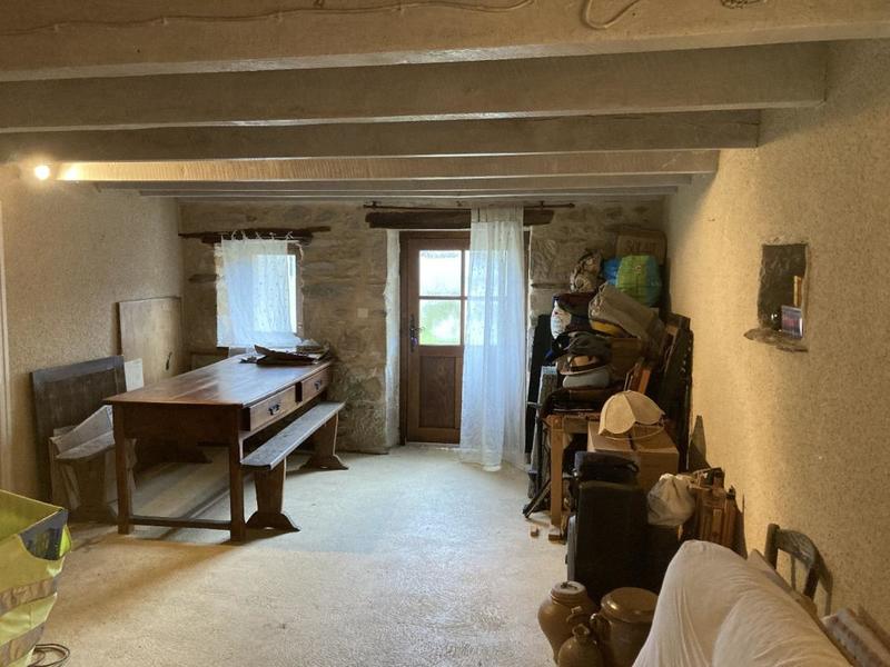 Maison en pierre - 80 m² - 2 pièces