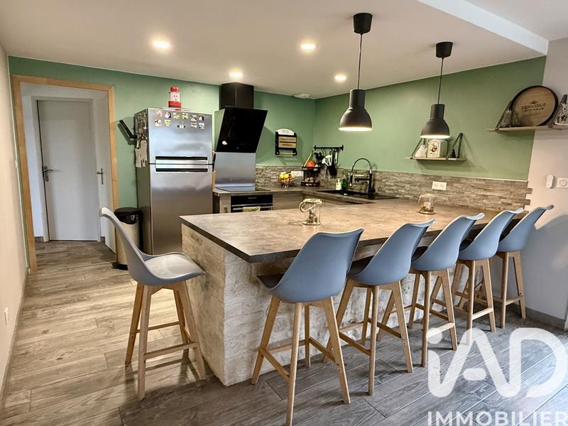 Maison - 170 m² - 8 pièces