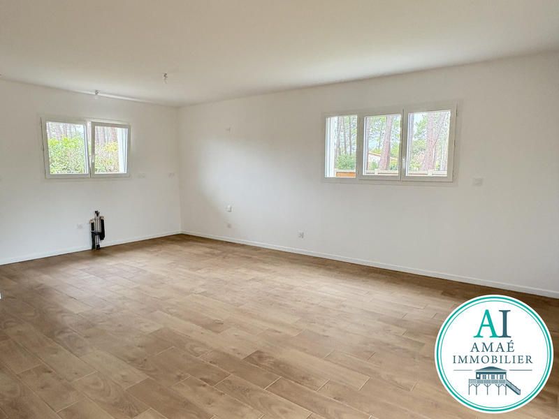 Maison - 99 m² - 4 pièces