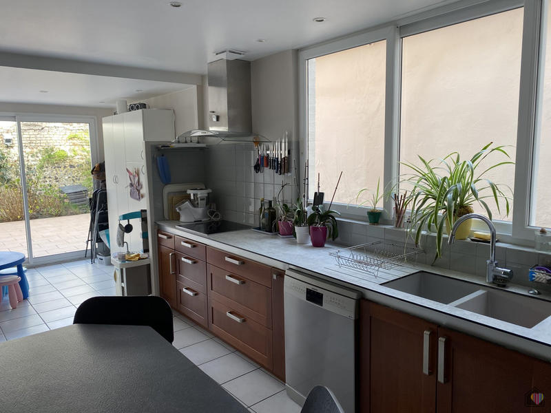 Maison traditionnelle - 163 m² - 6 pièces