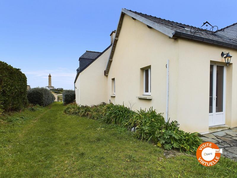 Maison - 190 m² - 8 pièces