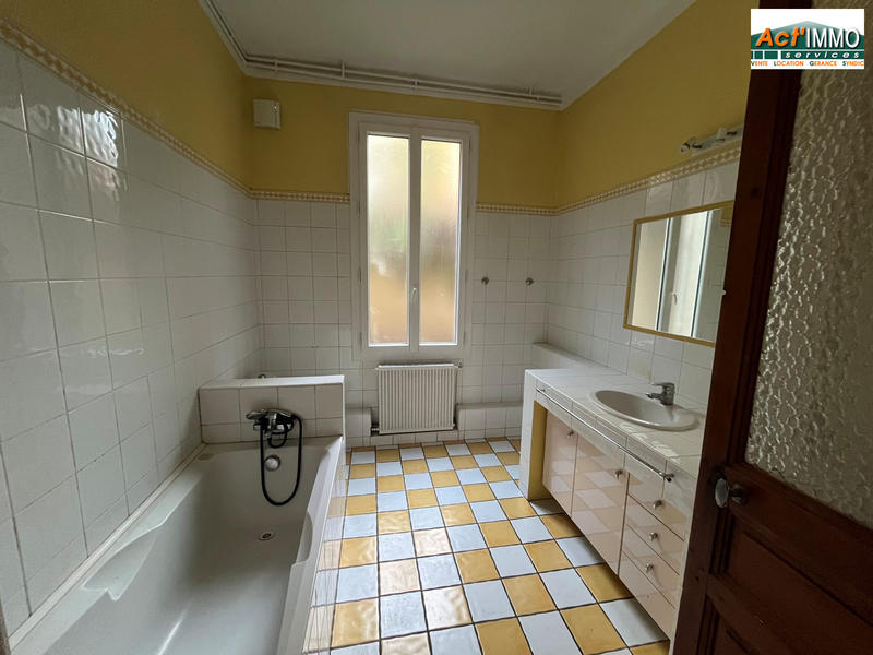 Maison - 80 m² - 3 pièces