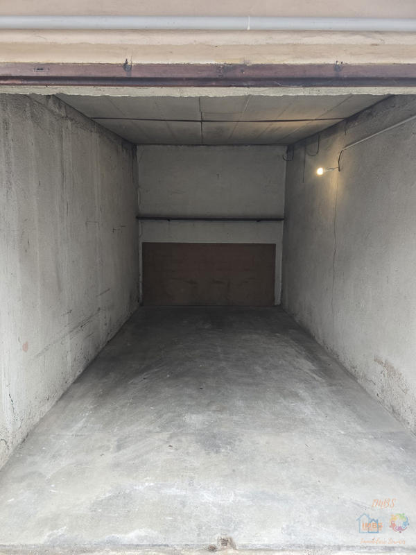 Parking / Garage - 14 m²