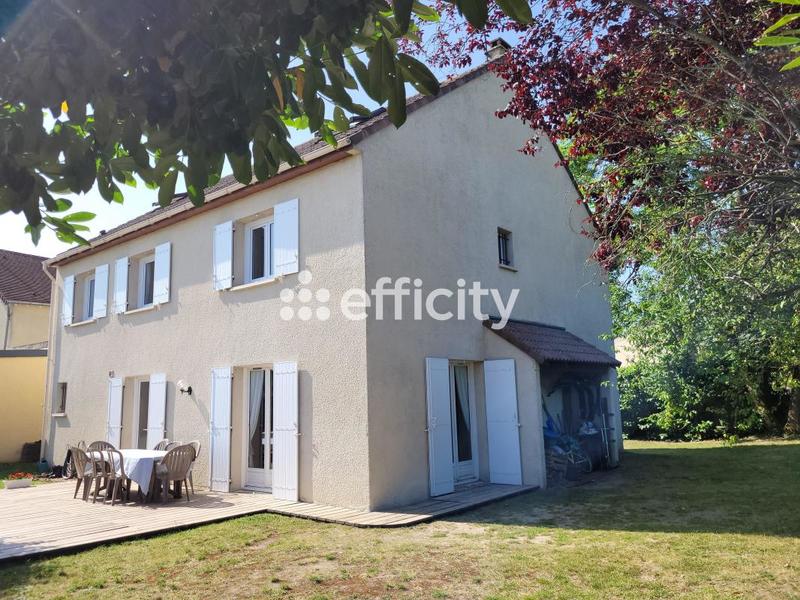 Maison - 206 m² - 9 pièces