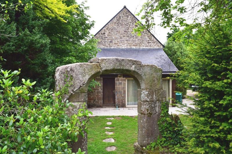 Maison - 274 m² - 11 pièces