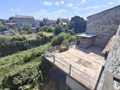 Maison - 175 m² - 11 pièces