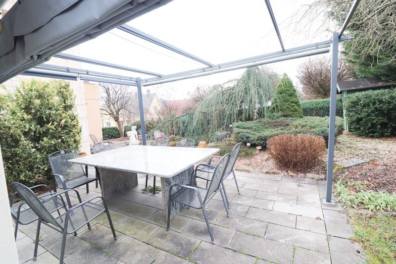 Maison - 251 m² - 6 pièces