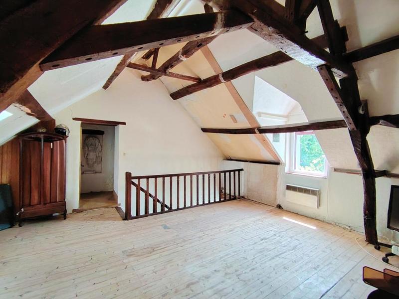 Maison - 240 m² - 4 pièces