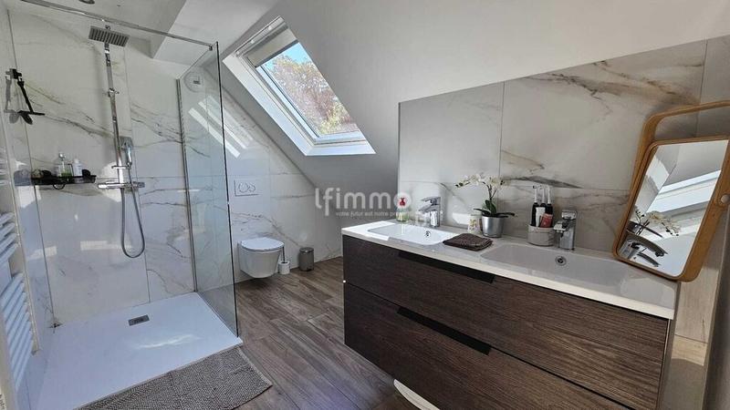 Maison - 117 m² - 6 pièces