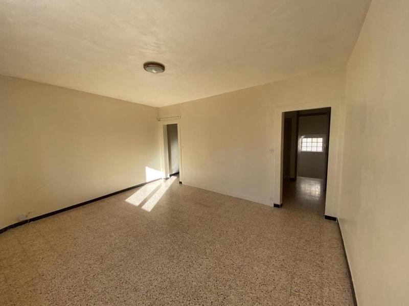 Appartement - 80 m² - 3 pièces