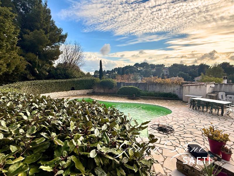 Maison - 127 m² - 5 pièces