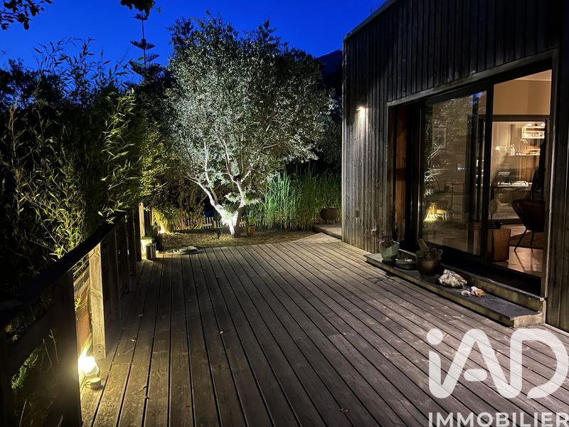 Maison - 168 m² - 6 pièces