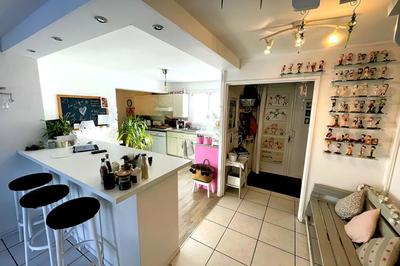 Maison - 133 m² - 6 pièces