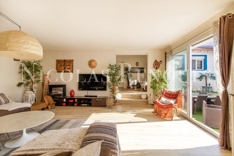 Appartement - 176 m² - 4 pièces