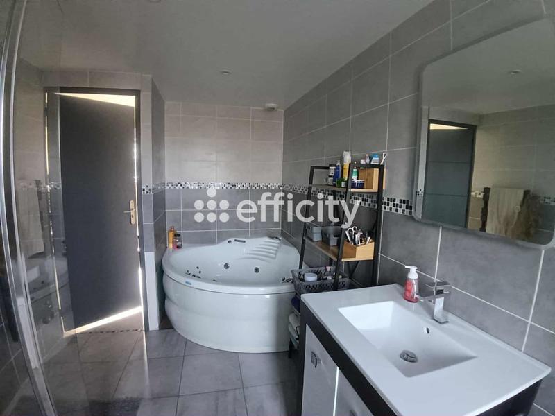 Ferme - 210 m² - 5 pièces