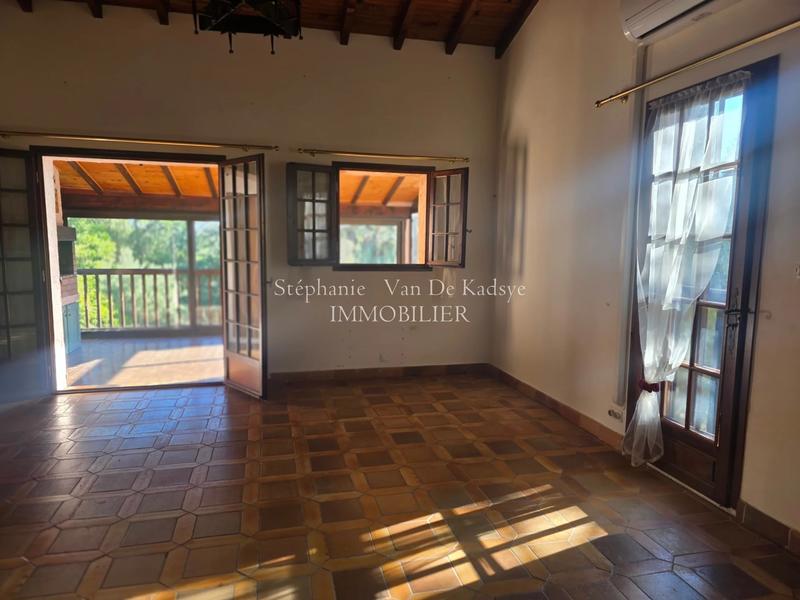 Maison - 98 m² - 5 pièces