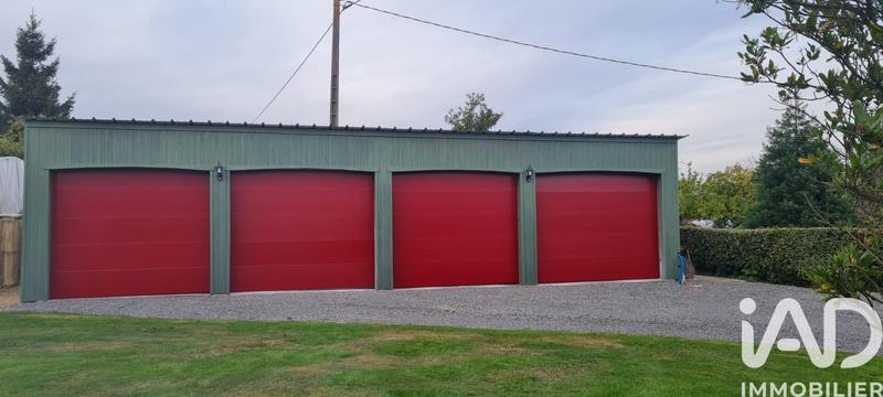 Maison - 308 m² - 16 pièces