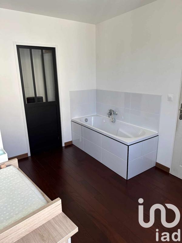 Maison de ville - 90 m² - 4 pièces