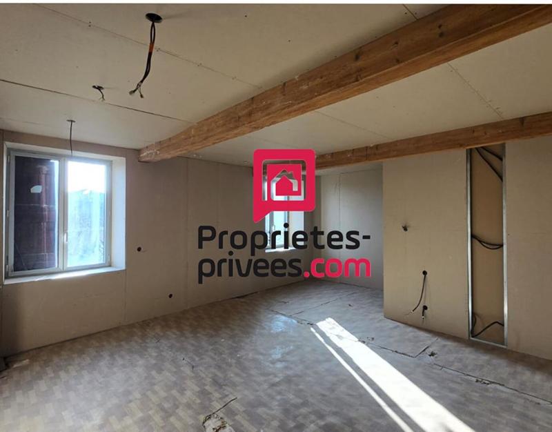 Maison - 270 m² - 8 pièces