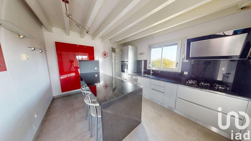 Maison - 166 m² - 7 pièces