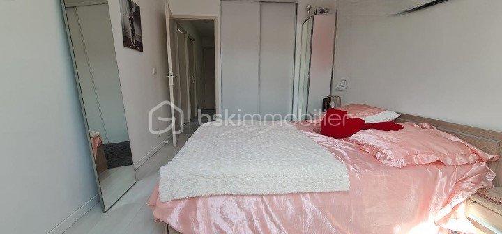 Duplex - 92 m² - 5 pièces