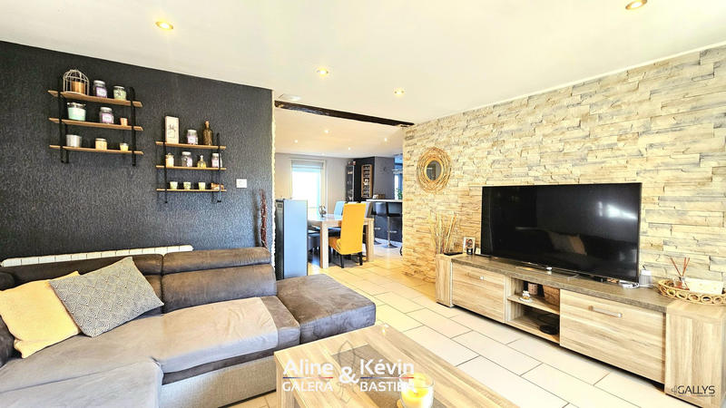 Maison - 102 m² - 4 pièces